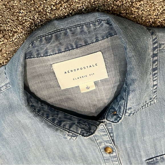 EUC - AEROPOSTALE Blue Chambray Button-down Long-sleeve Shirt in Size LARGE - Picture 2 of 9